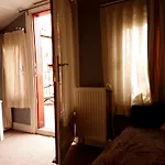 Zenka Rooms