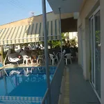Cicek Hotel & Apartments