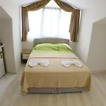 Holas Apartments