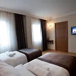 Pera Line Hotel