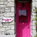 Aladam Hotel