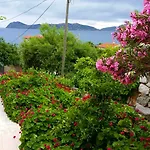 Yueksel Pansiyon