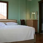 Villa Adil