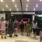 Uc Mevsim Hotel