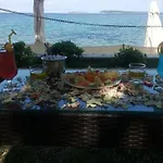 Palm Motel Beach Club