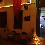 Pera Ayvalik Guest House