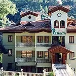 Club Petunya Apart