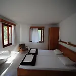 Altin Camp & Park Hotel
