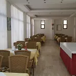 Kanarya Otel