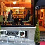 Broonklyn Suites