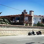 Alacati Ala Konak Butik Otel