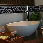 Alenos Boutique Hotel