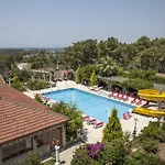Silver Pine Hotel