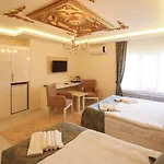 Star Hotel