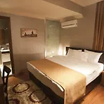 Tre Suites By Mayer
