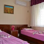 Manyas Suit Motel
