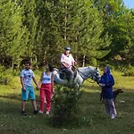 Nesilce Tatil Köyü