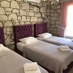 Alacati Alaris Hotel