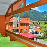 Gol Hotel