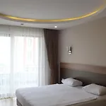 Longoz Hotel