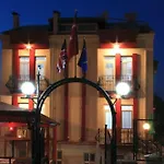 Grand World Hotel