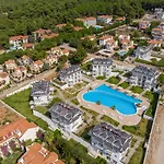 Orka World B1 Apartments