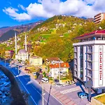 Golden Inn Hotel Uzungoel
