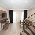 Corner Suite