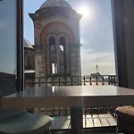 Alf Hotel