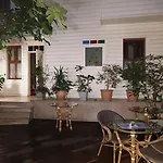 Madam Eve Extra Home