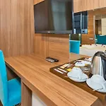 Business Life Hotel Gunesli
