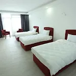 Rota 17 Otel