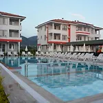 Uec Piramit Butik Apart