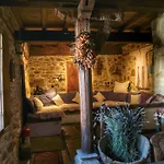 Terrace Houses Sirince - Fig, Olive And Grapevine
