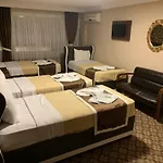 Metropol Hotel