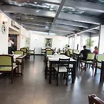 Nida Hotel City Center
