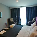 Plus Park Suite & Hotel