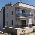 Duygulu Apart