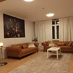 Fi Tower Hotel Apartment