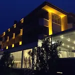 Senam Hotel