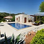 Kay4900 Villa Karya 1 Bedroom