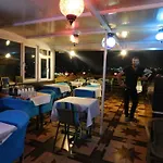 Ast Hotel