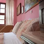 Cunda Zehra Teyzenin Evi