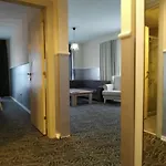 Gold Suit Beylikduezue