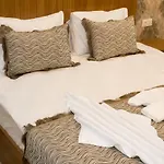 Capitol Suites Old City