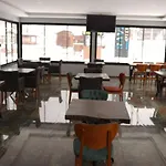 Ravza Otel Uzungoel