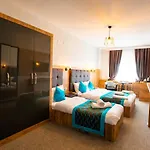 Otel 374