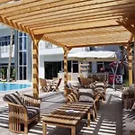 Quadas Hotel (Adults Only)