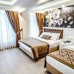 Lazz City Hotel