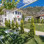 Kamelya Otel Selimiye